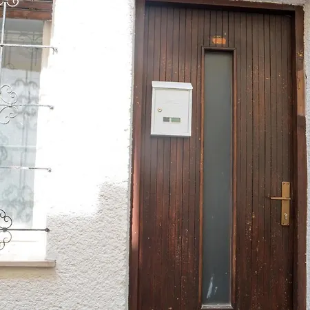 Arto Castle View Apartment *