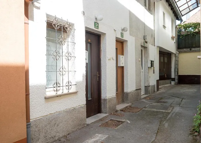 Arto Castle View Apartment *